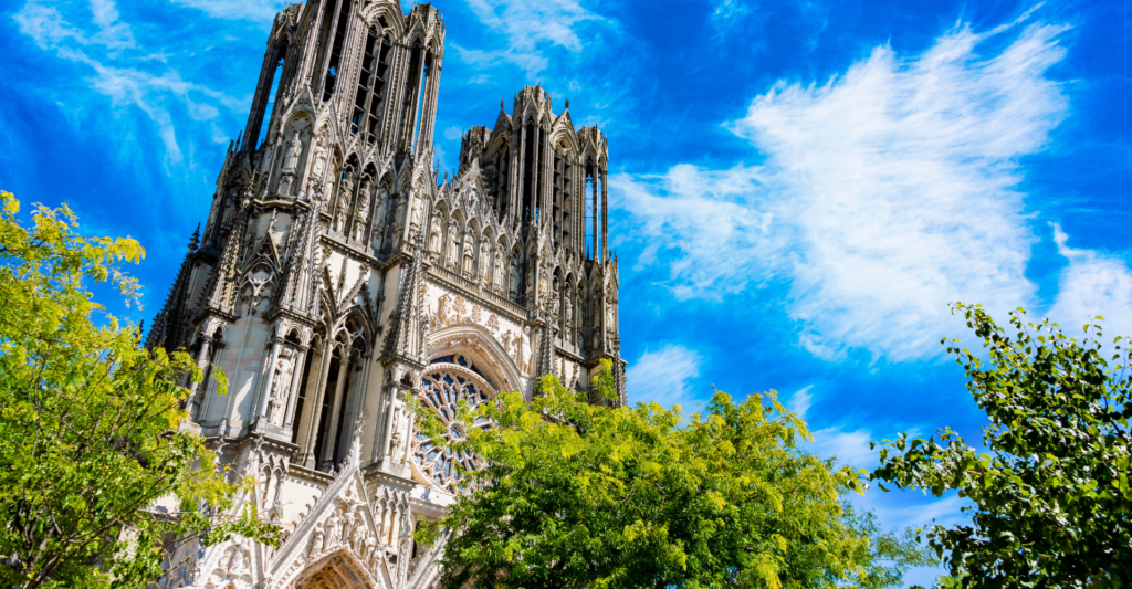 Quel bar à vin choisir près de la Cathédrale de Reims ?